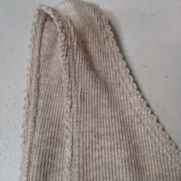 Natural Reflections Tank Top Size Large Beige Ribbed Eyelet Lace Trim Cotton Y2K - Picture 12 of 14